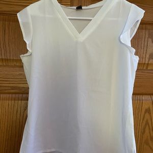 Women’s White Sleeveless Blouse